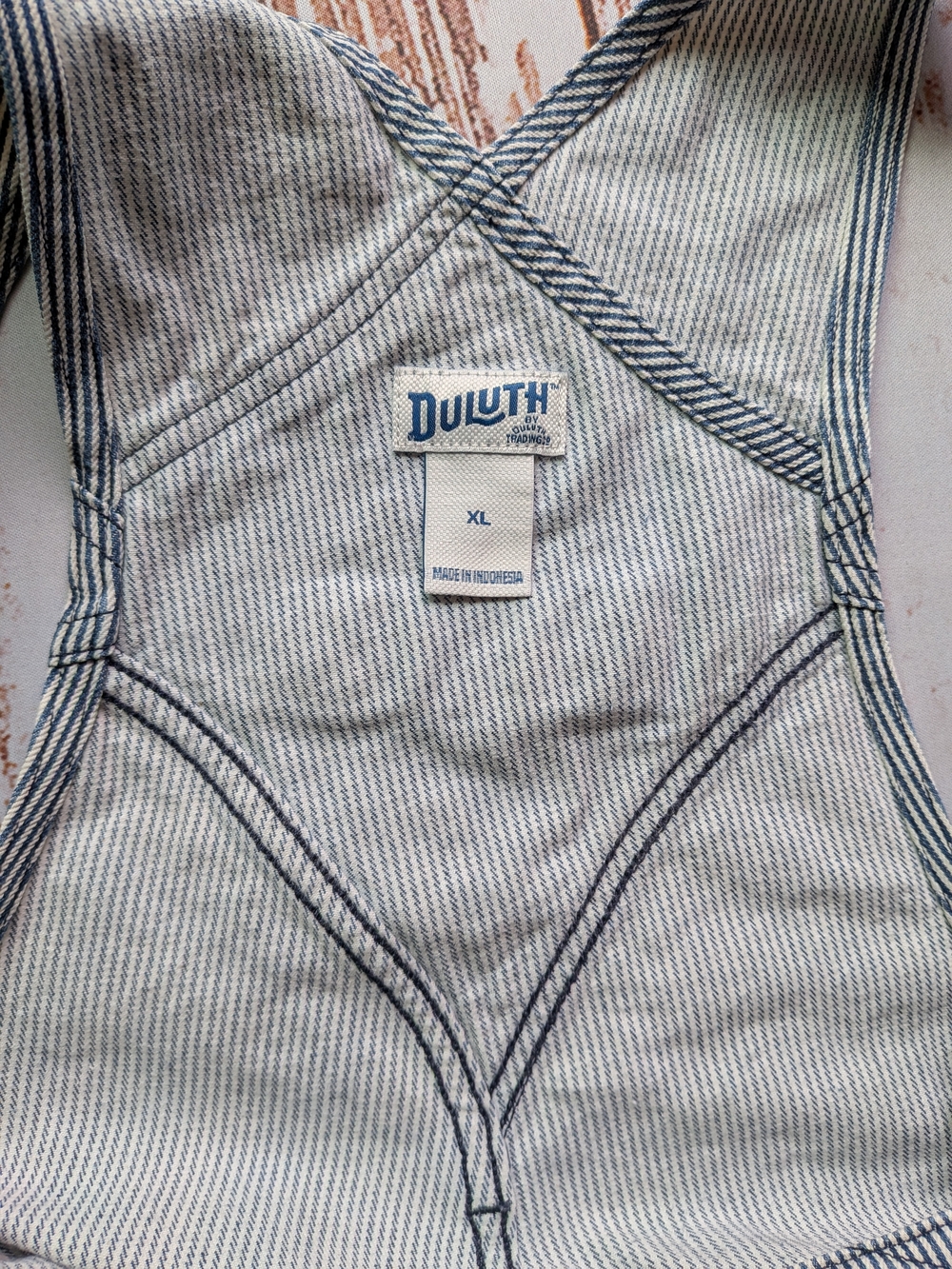 Duluth Trading Co. Rootstock Gardening Blue & White Striped Short Overalls Sz XL - Picture 3 of 16